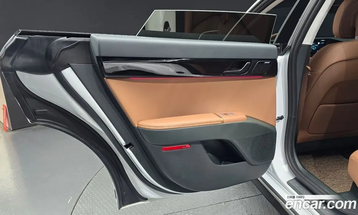 Hyundai Grandeur 2025 1.6 автомат (гидро), фото 14