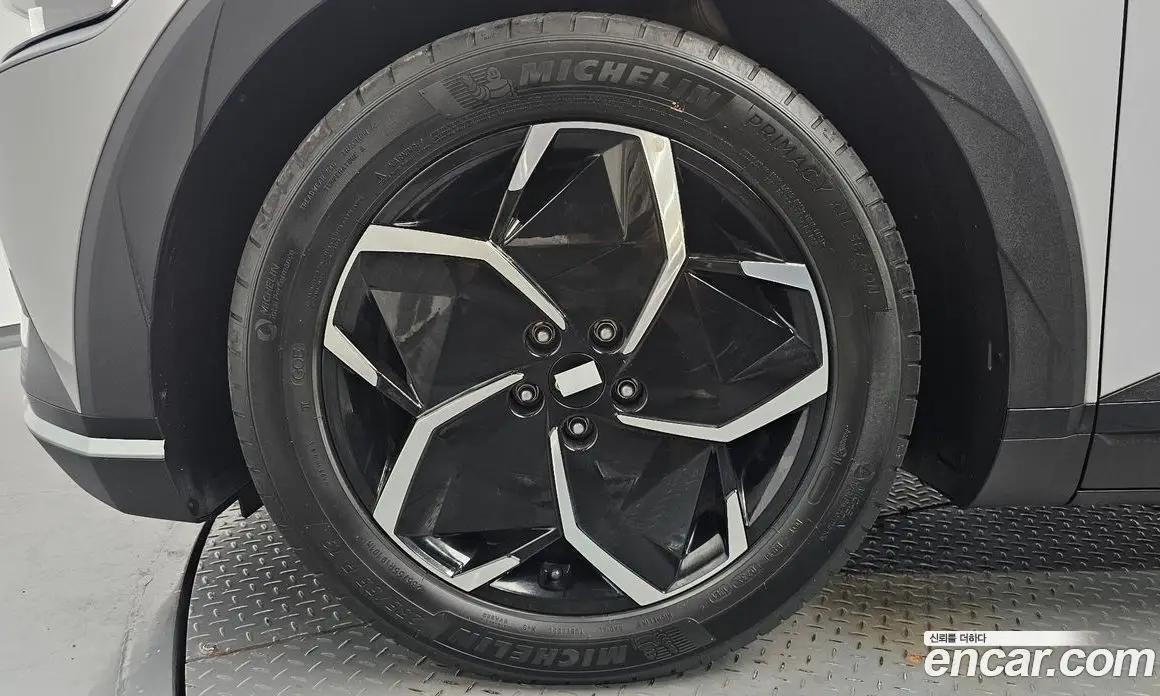Hyundai Ioniq 5 2021 0.1 автомат (гидро), фото 4