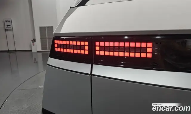 Hyundai Ioniq 5 2021 0.1 автомат (гидро), миниатюра 8