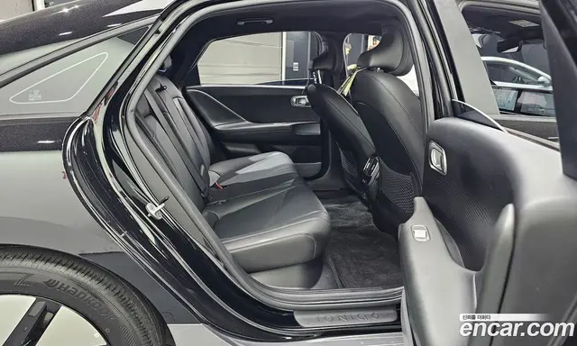 Hyundai Ioniq 6 2023 0.1 автомат (гидро), миниатюра 11