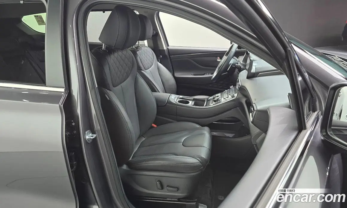 Hyundai Santa Fe 2022 2.2 автомат (гидро), фото 17