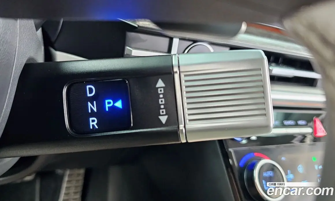 Hyundai Santa Fe 2024 2.5 автомат (гидро), фото 12