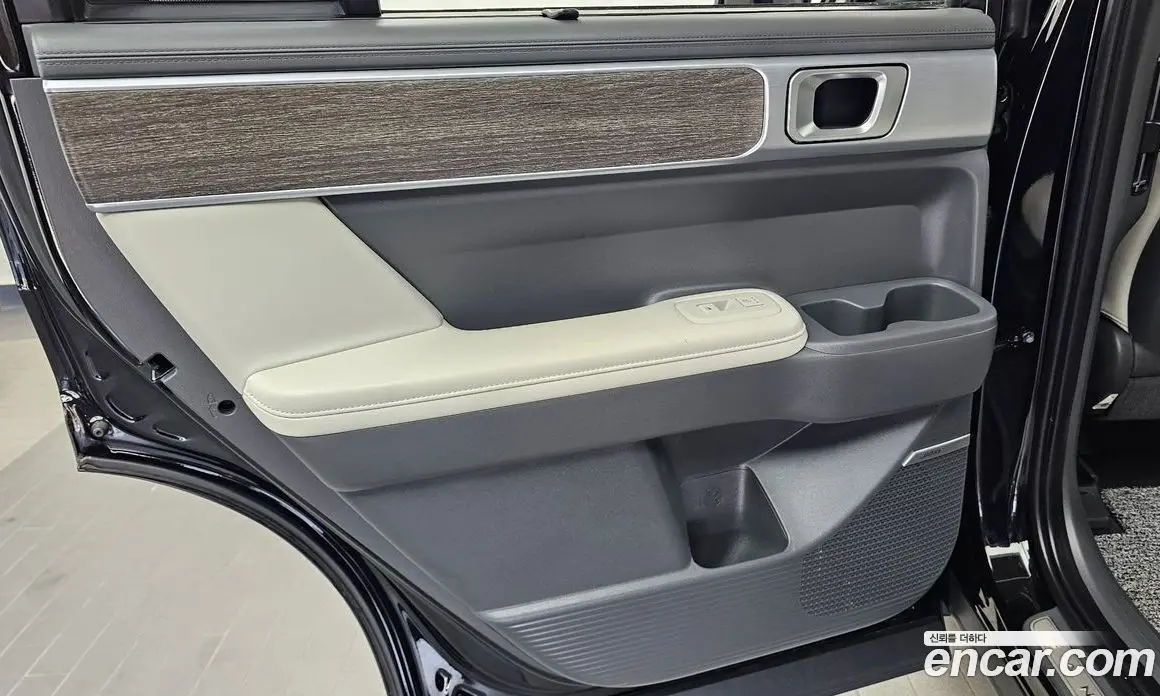 Hyundai Santa Fe 2024 2.5 автомат (гидро), фото 15