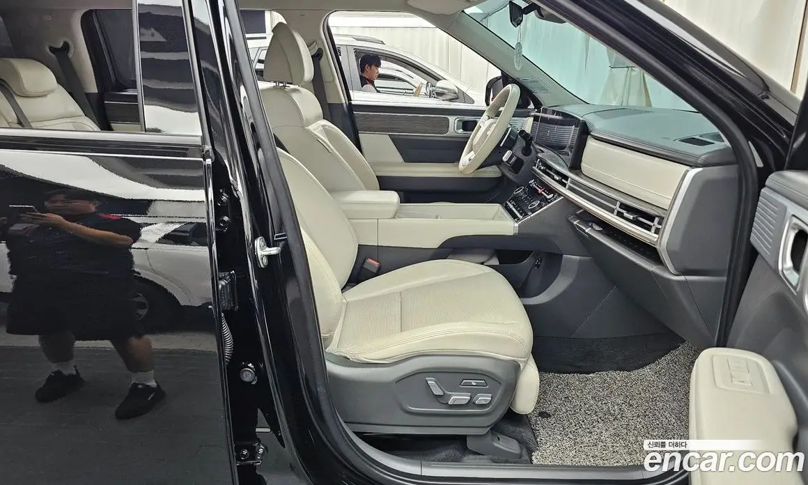 Hyundai Santa Fe 2024 2.5 автомат (гидро), фото 17