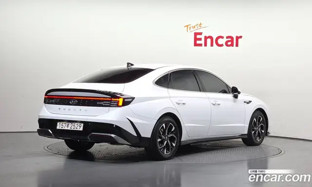 Hyundai Sonata 2023 2.0 автомат (гидро), миниатюра 2