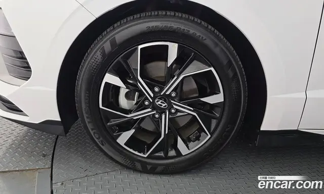 Hyundai Sonata 2023 2.0 автомат (гидро), миниатюра 5