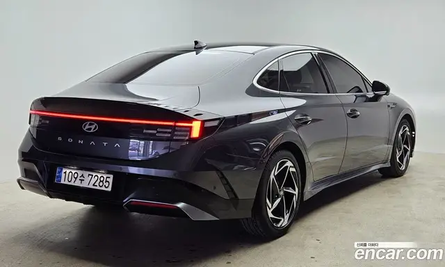 Hyundai Sonata 2023 1.6 автомат (гидро), миниатюра 2