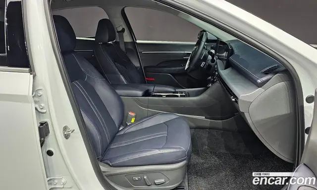 Hyundai Sonata 2025 2.0 автомат (гидро), миниатюра 12