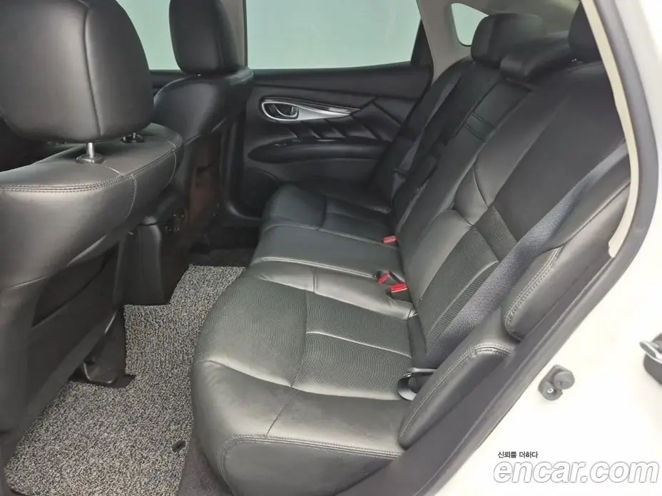Infiniti Q70 2016 3.7 автомат (гидро), фото 11 Infiniti Q70 2016 3.7 автомат (гидро), фото 11