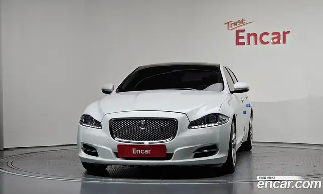 Jaguar XJ 2013 3.0 автомат (гидро), миниатюра 3 Jaguar XJ 2013 3.0 автомат (гидро), миниатюра 3