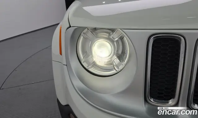 Jeep Renegade 2017 2.0 автомат (гидро), миниатюра 8