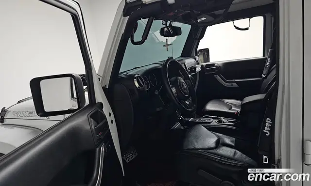 Jeep Wrangler 2017 3.6 автомат (гидро), миниатюра 12