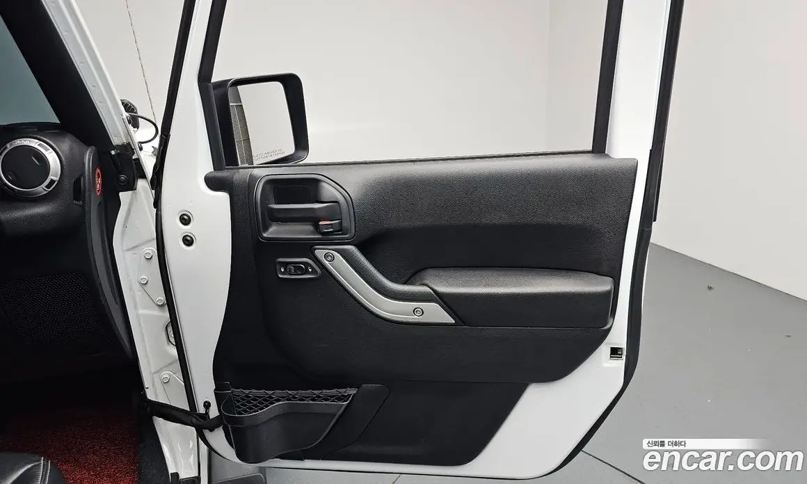 Jeep Wrangler 2017 3.6 автомат (гидро), фото 13