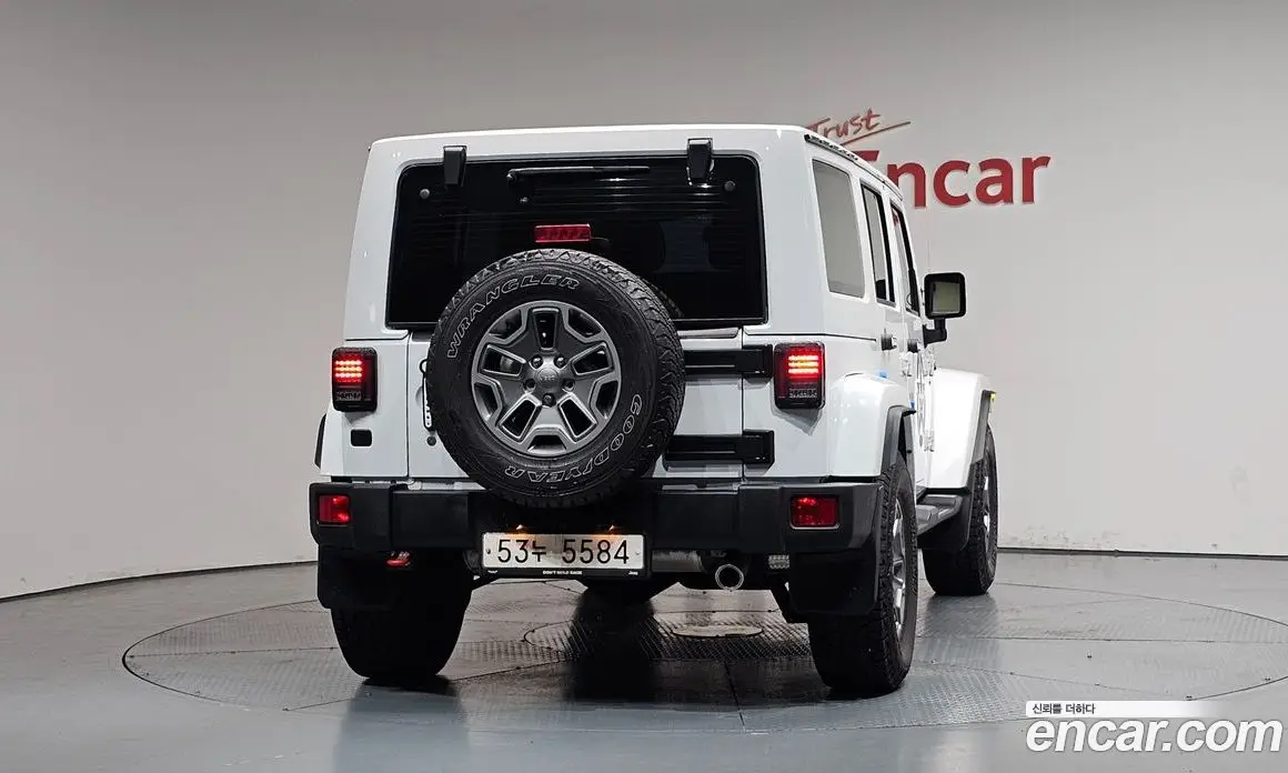 Jeep Wrangler 2017 3.6 автомат (гидро), фото 3