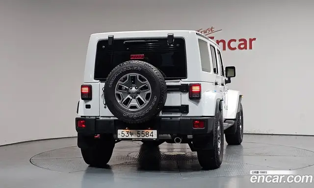 Jeep Wrangler 2017 3.6 автомат (гидро), миниатюра 3