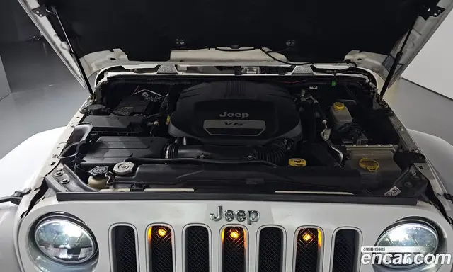 Jeep Wrangler 2017 3.6 автомат (гидро), миниатюра 5