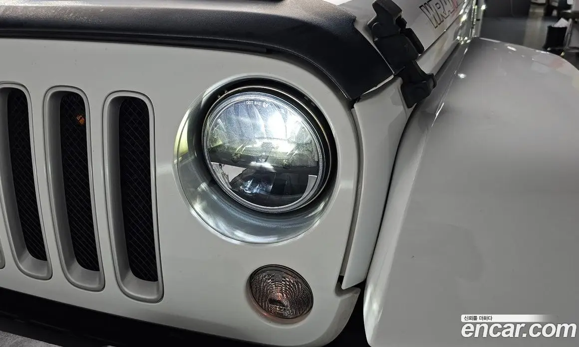 Jeep Wrangler 2017 3.6 автомат (гидро), фото 7