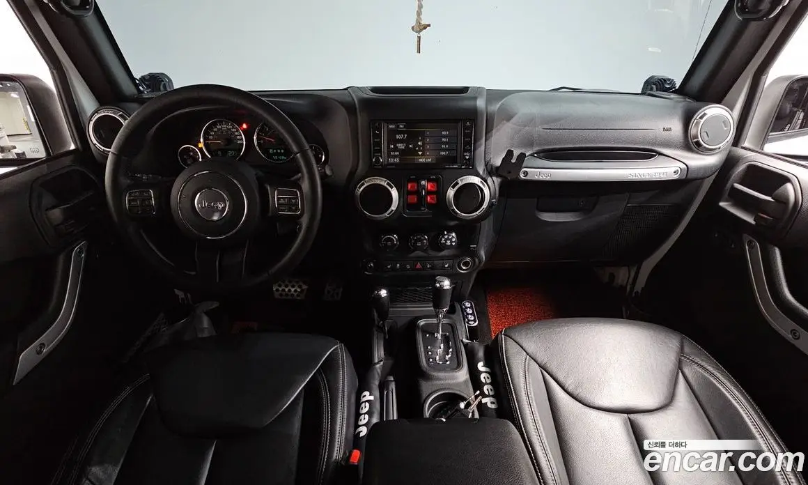 Jeep Wrangler 2017 3.6 автомат (гидро), фото 9