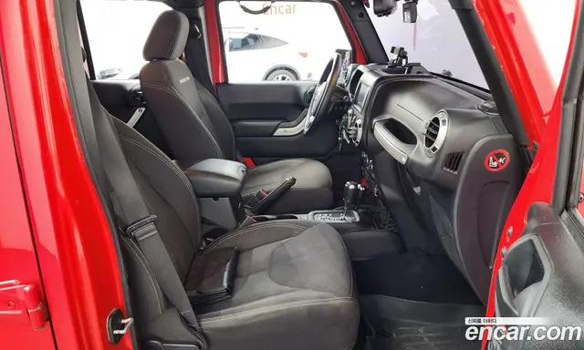 Jeep Wrangler 2017 3.6 автомат (гидро), миниатюра 11