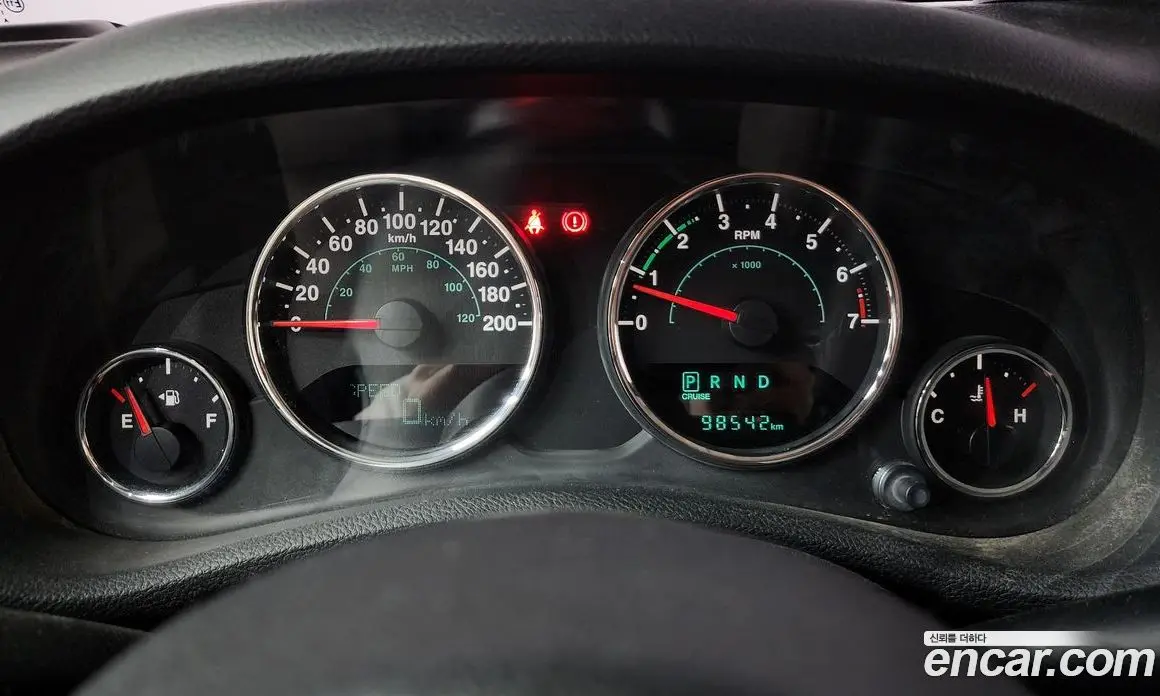 Jeep Wrangler 2017 3.6 автомат (гидро), фото 8
