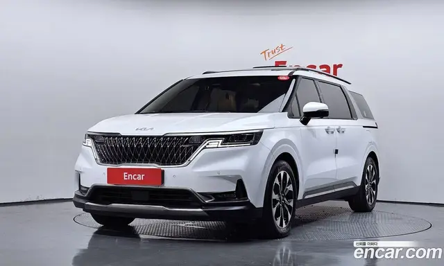 Kia Carnival, 2023, 20 888 км