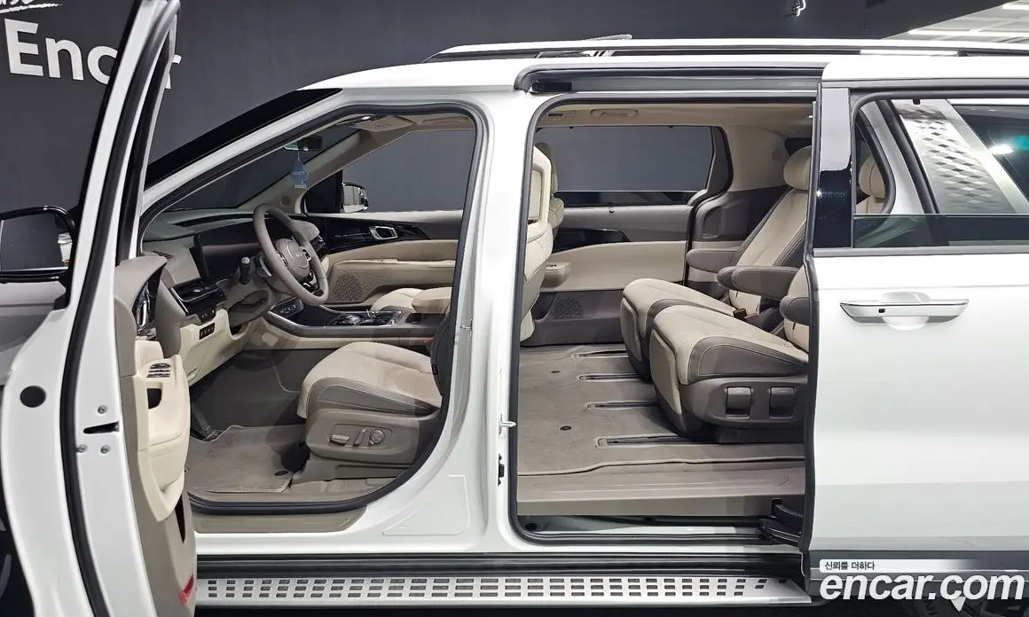Kia Carnival 2024 1.6 автомат (гидро), фото 10