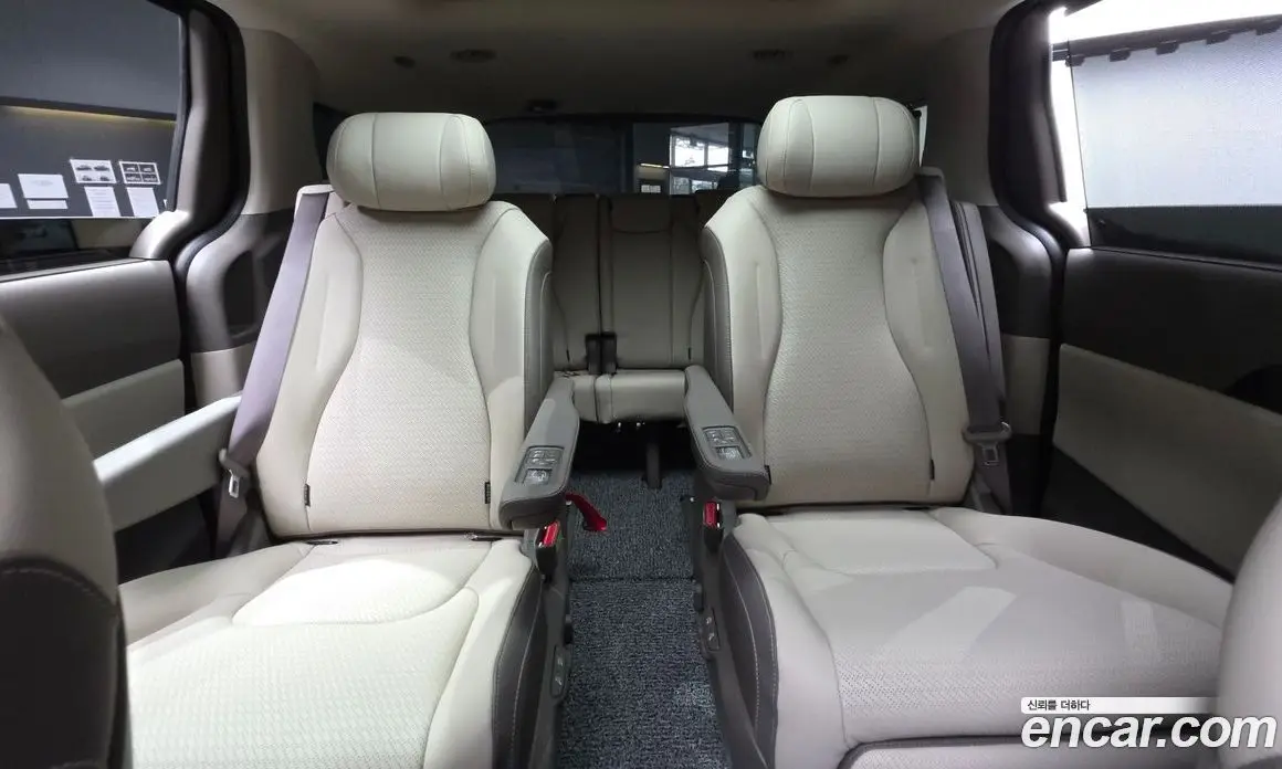 Kia Carnival 2025 2.2 автомат (гидро), фото 11