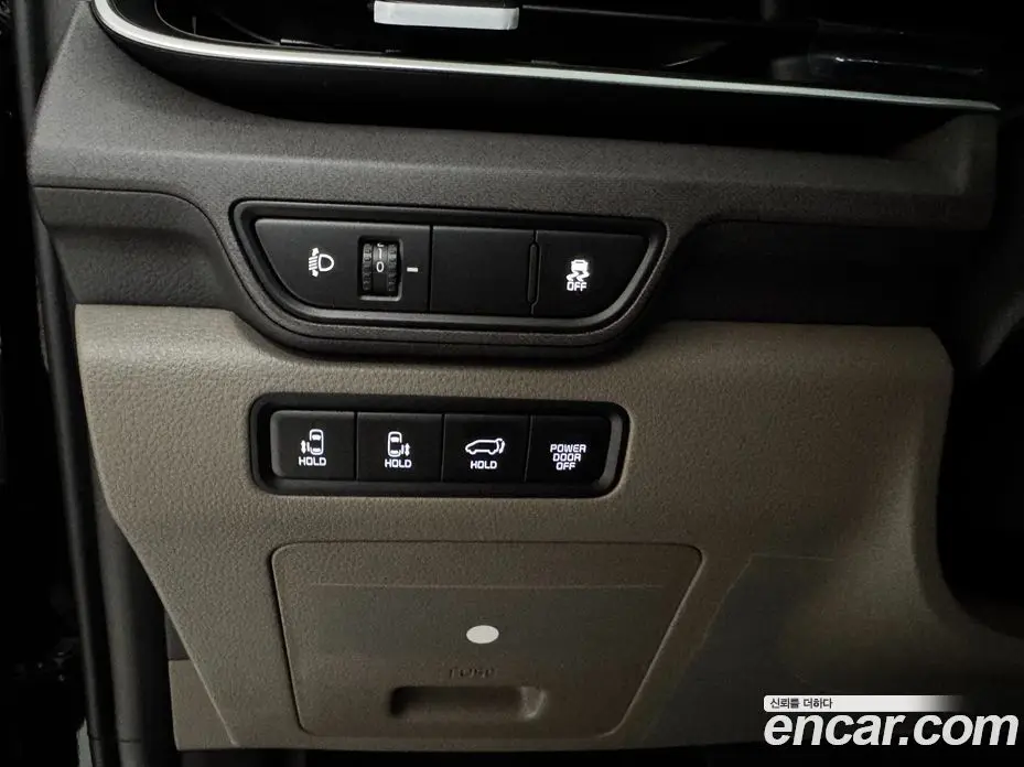 Kia Carnival 2026 1.6 автомат (гидро), фото 18