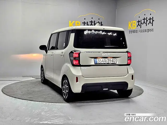 Kia Ray 2023 1.0 автомат (гидро), миниатюра 5