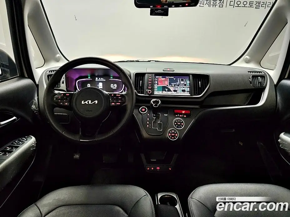 Kia Ray 2023 1.0 автомат (гидро), фото 8