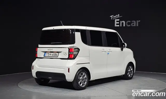 Kia Ray 2023 1.0 автомат (гидро), миниатюра 2