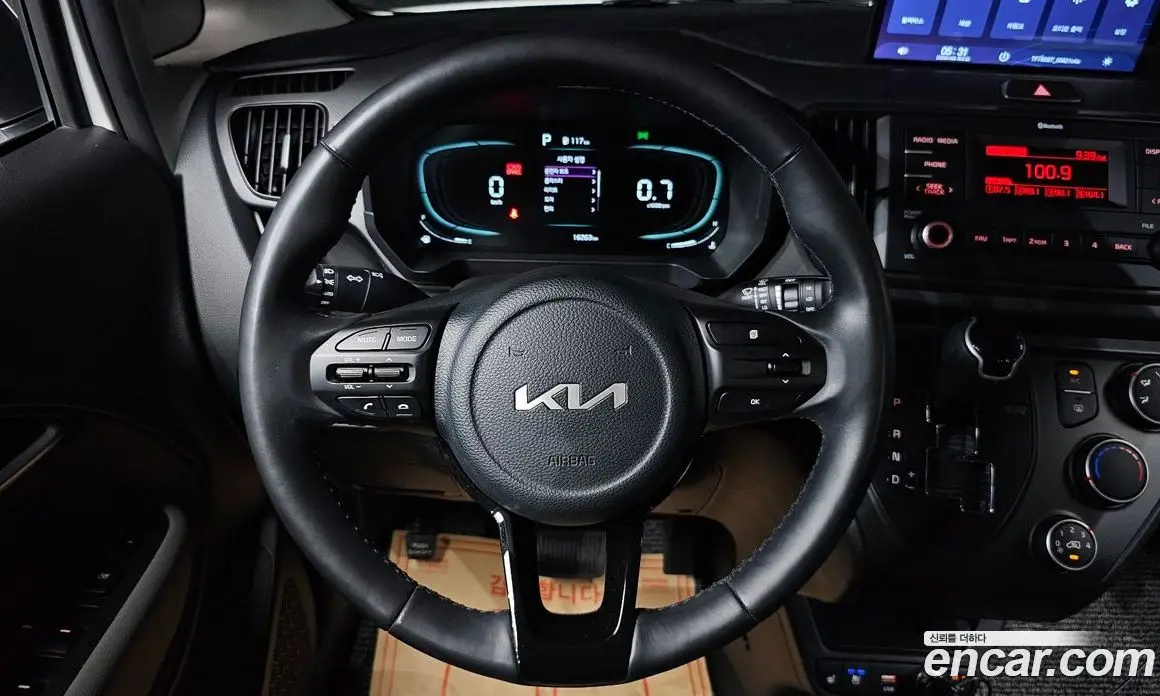 Kia Ray 2023 1.0 автомат (гидро), фото 21