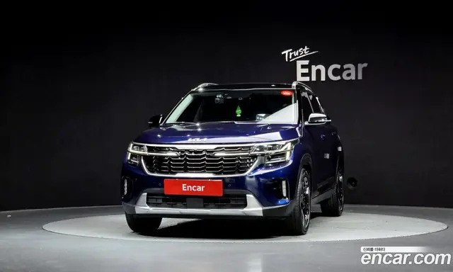 Kia Seltos 2022 2.0 автомат (гидро), миниатюра 3