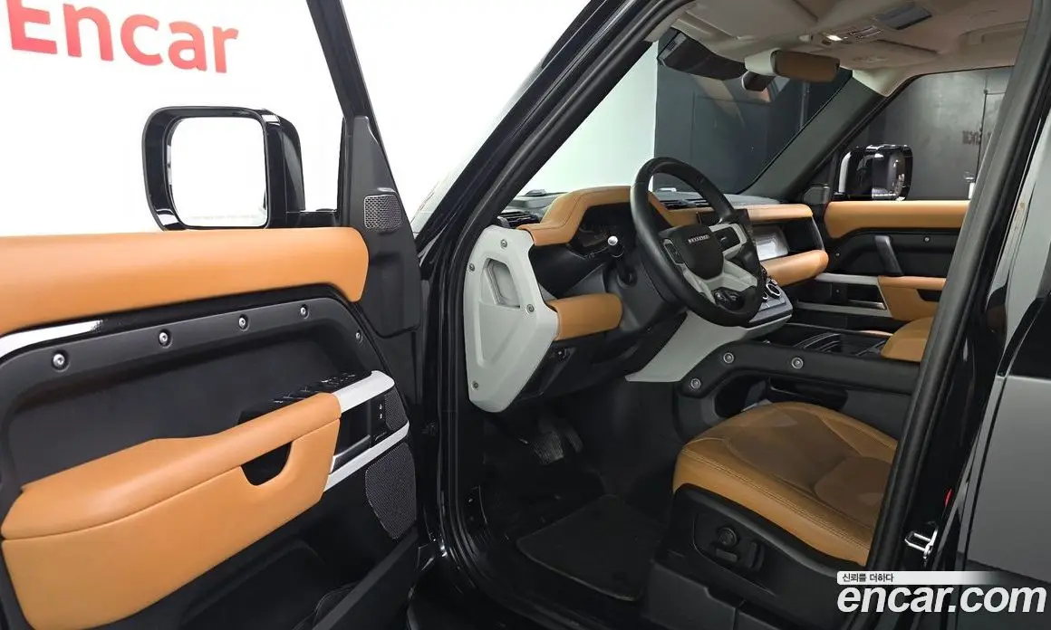 Land Rover Defender 2022 3.0 автомат (гидро), фото 13