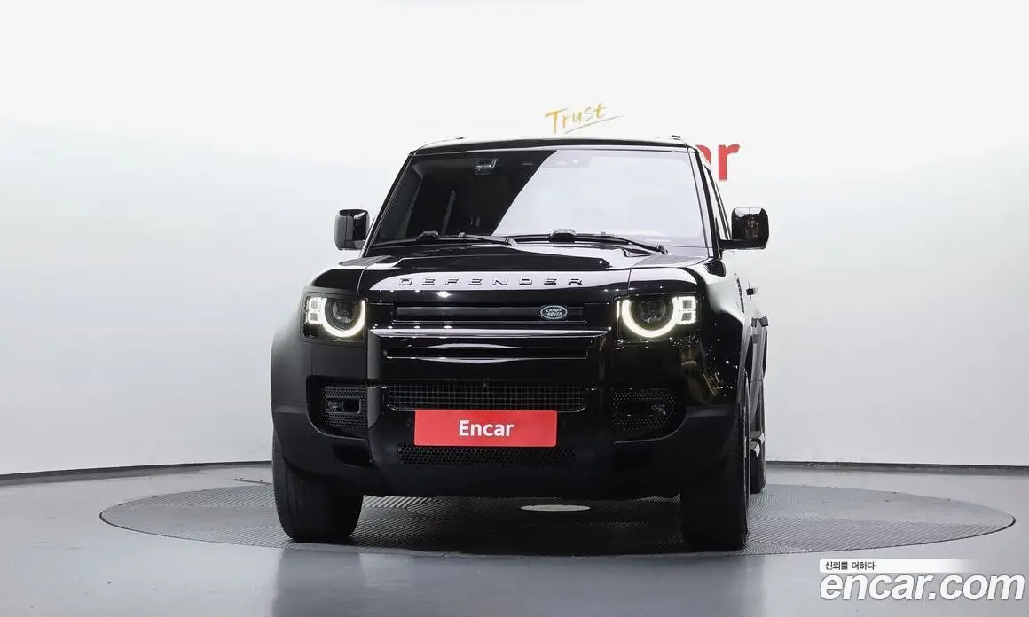 Land Rover Defender 2022 3.0 автомат (гидро), фото 3