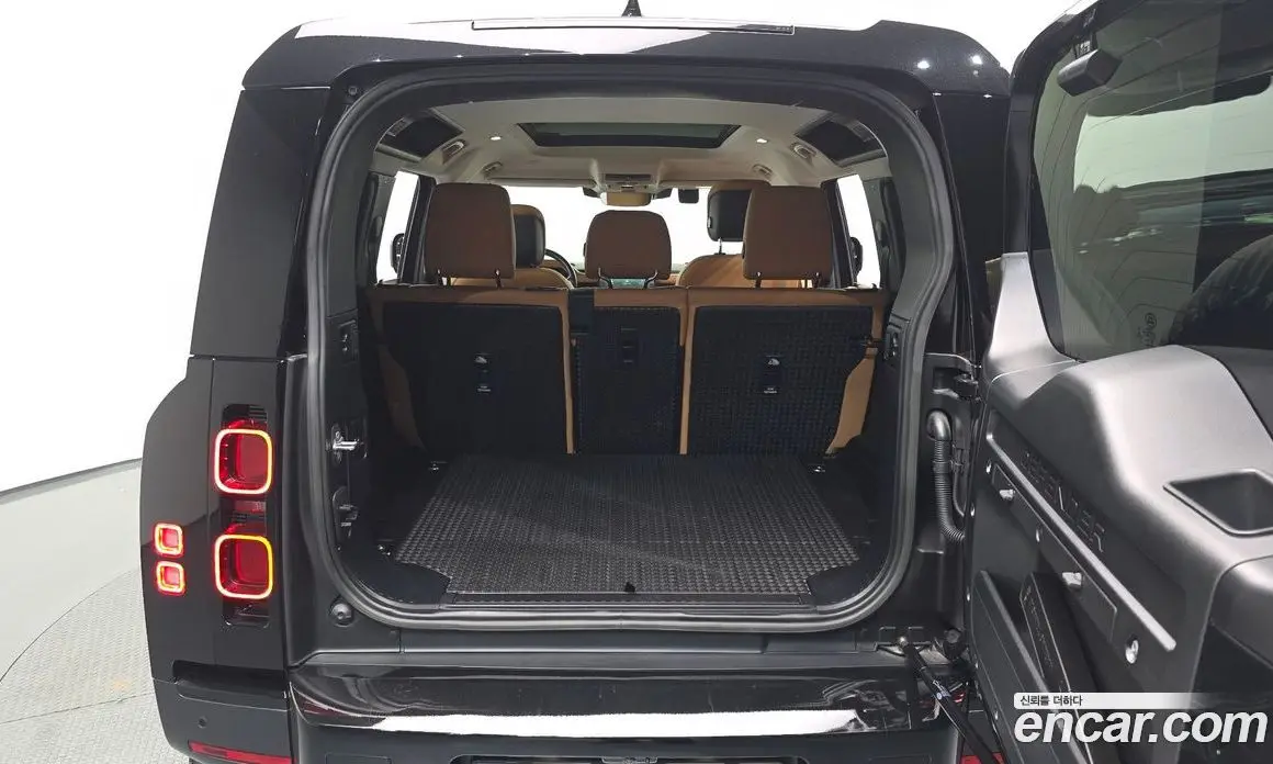 Land Rover Defender 2022 3.0 автомат (гидро), фото 26