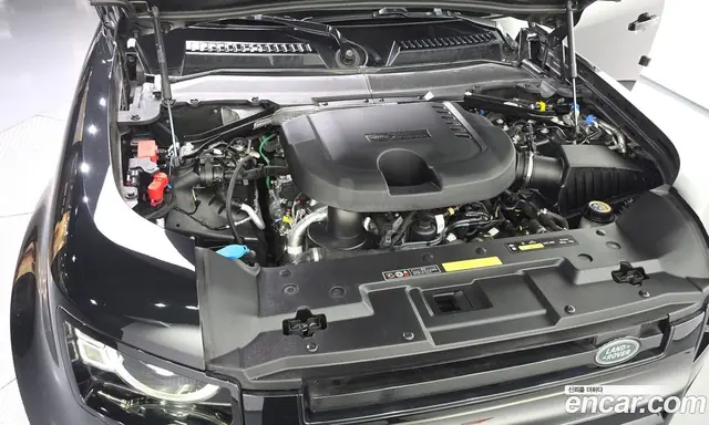 Land Rover Defender 2022 3.0 автомат (гидро), миниатюра 6
