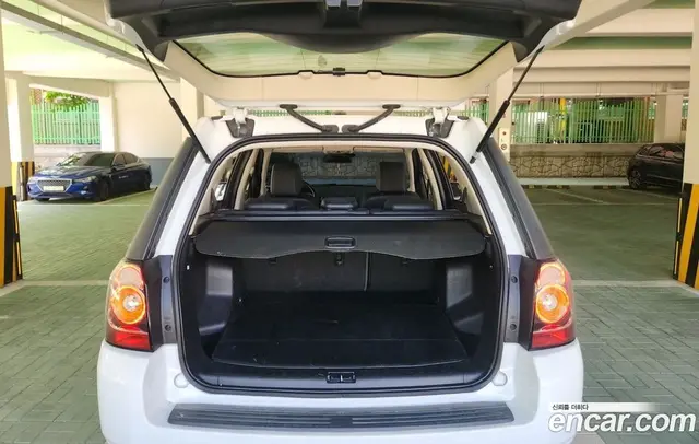 Land Rover Freelander 2014 2.2 автомат (гидро), миниатюра 4