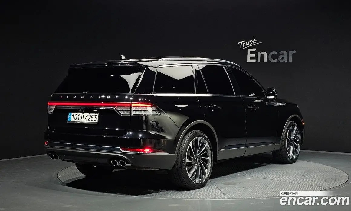 Lincoln Aviator 2022 3.0 автомат (гидро), фото 2 Lincoln Aviator 2022 3.0 автомат (гидро), фото 2
