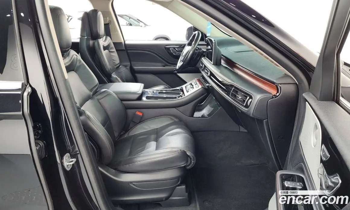Lincoln Aviator 2023 3.0 автомат (гидро), фото 16