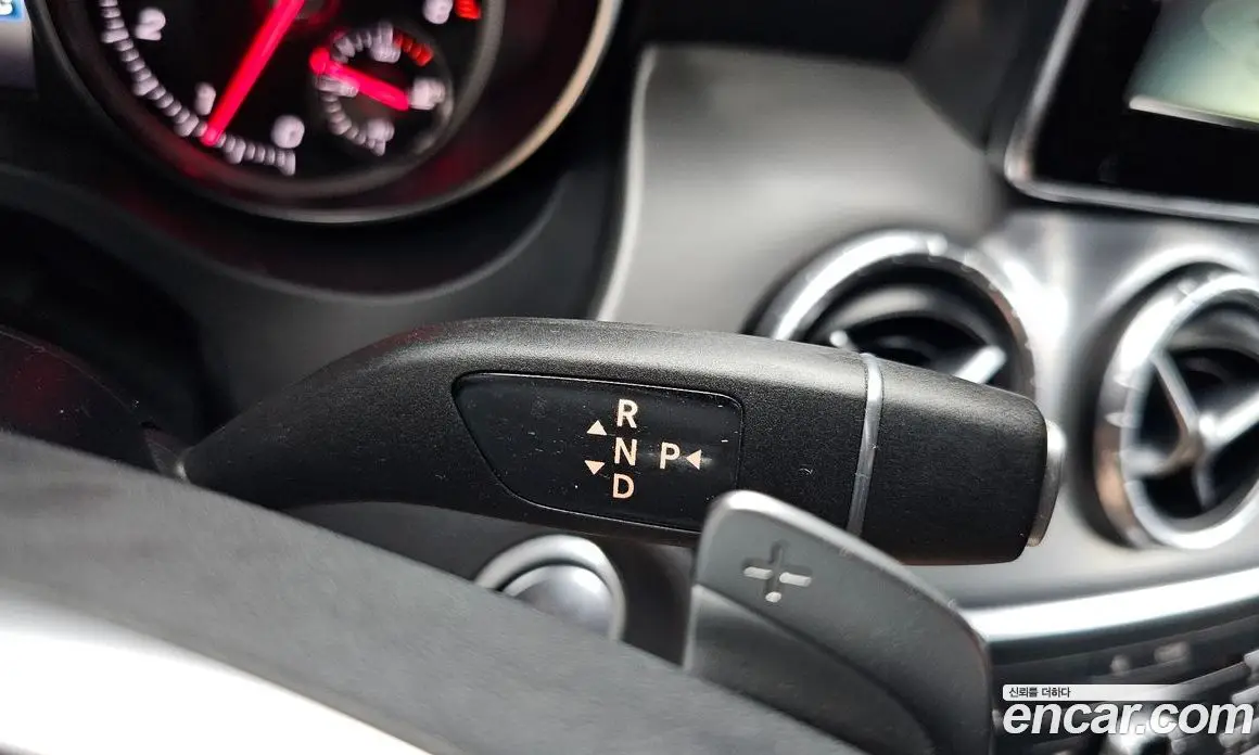 Mercedes-Benz CLA-Class 2018 2.0 гидро, фото 12 Mercedes-Benz CLA-Class 2018 2.0 гидро, фото 12