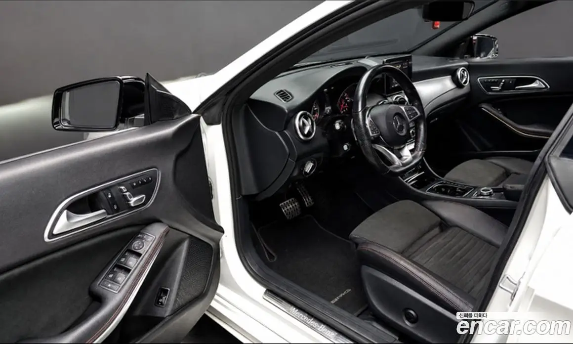 Mercedes-Benz CLA-Class 2018 2.0 гидро, фото 13 Mercedes-Benz CLA-Class 2018 2.0 гидро, фото 13