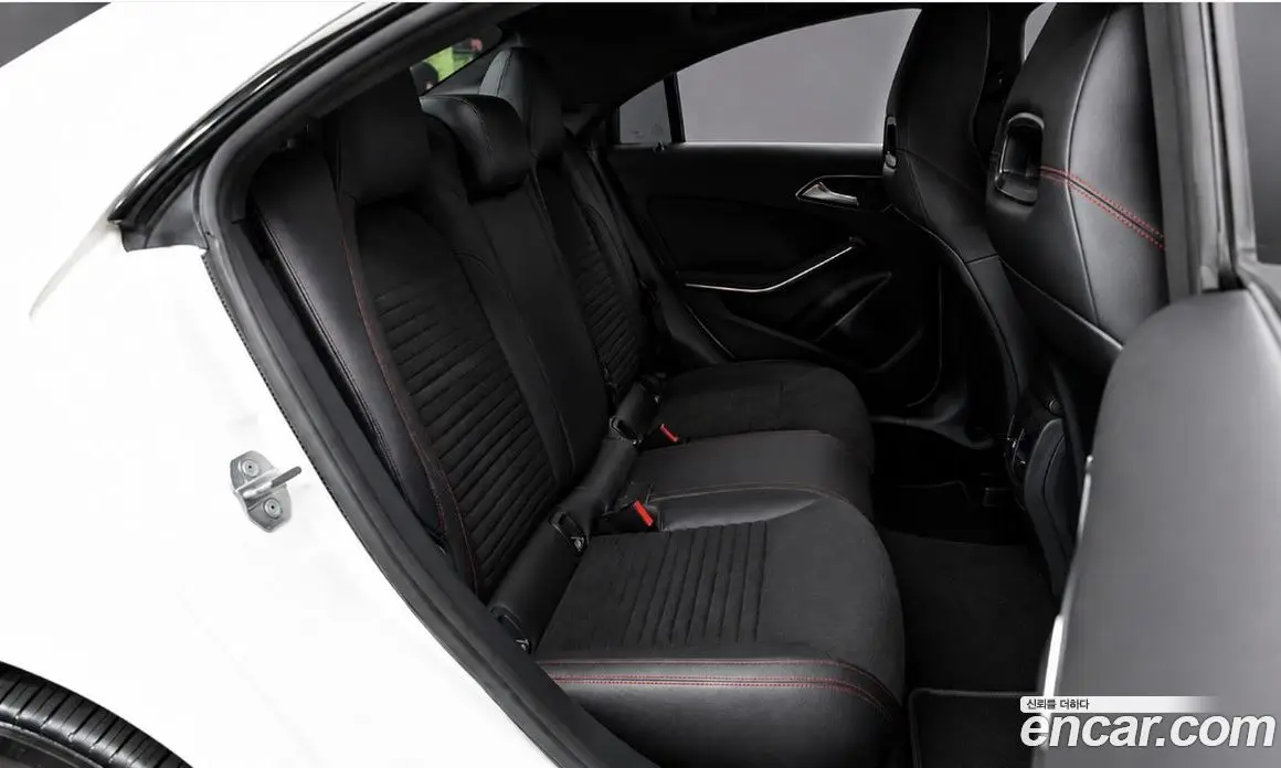 Mercedes-Benz CLA-Class 2018 2.0 гидро, фото 17 Mercedes-Benz CLA-Class 2018 2.0 гидро, фото 17