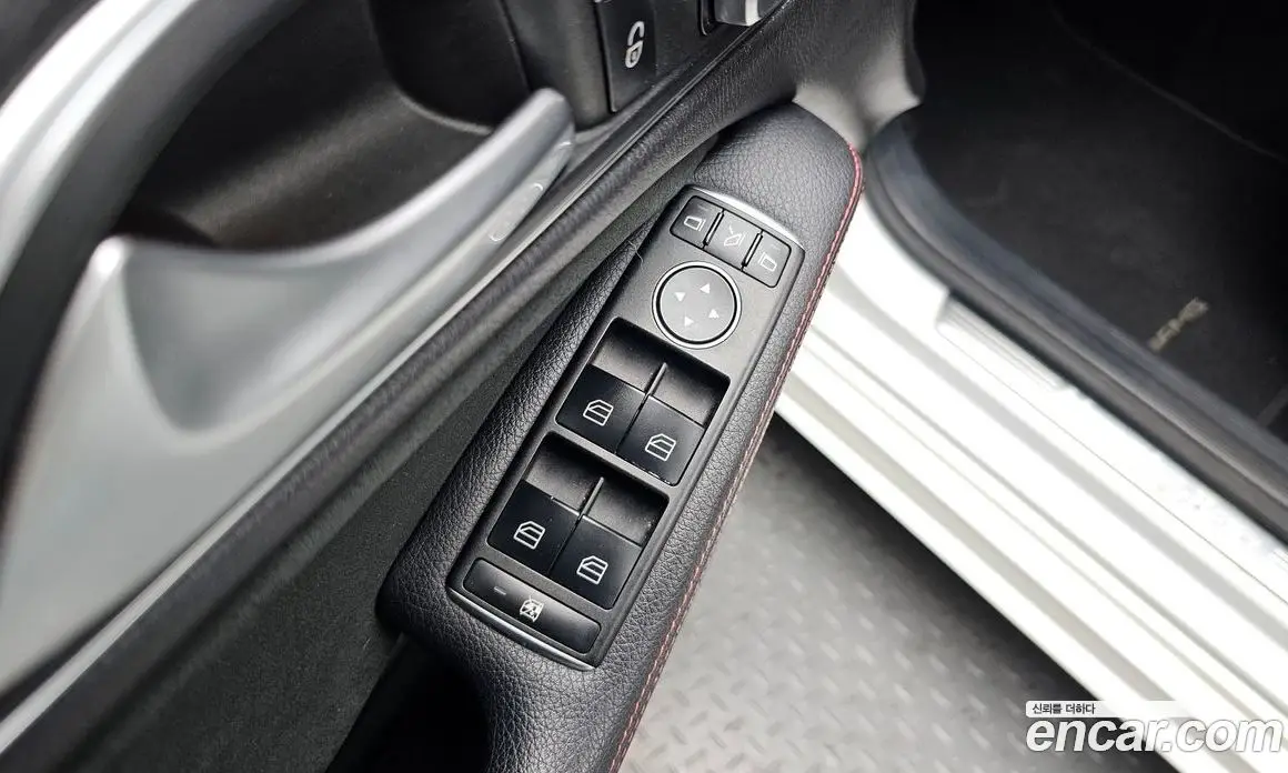Mercedes-Benz CLA-Class 2018 2.0 гидро, фото 28 Mercedes-Benz CLA-Class 2018 2.0 гидро, фото 28