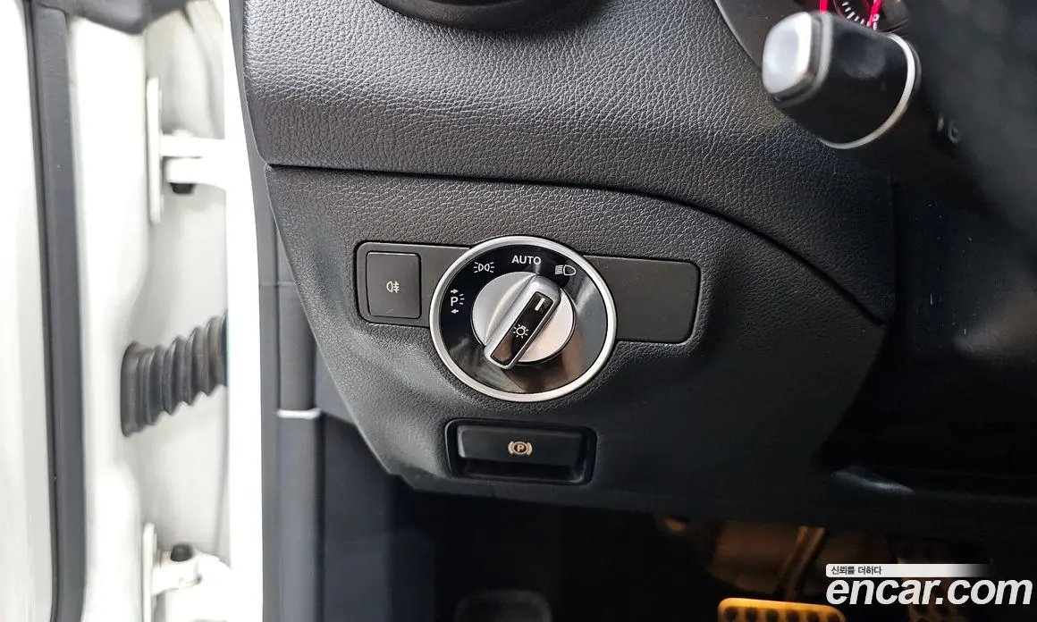 Mercedes-Benz CLA-Class 2018 2.0 гидро, фото 30 Mercedes-Benz CLA-Class 2018 2.0 гидро, фото 30
