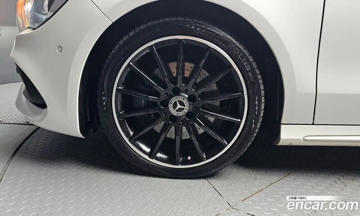 Mercedes-Benz CLA-Class 2018 2.0 гидро, фото 5 Mercedes-Benz CLA-Class 2018 2.0 гидро, фото 5