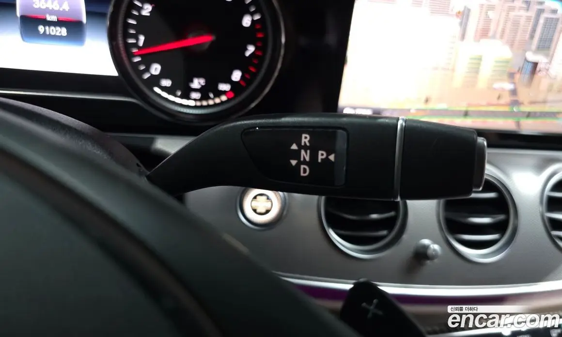 Mercedes-Benz E-Class 2018 2.0 автомат (гидро), фото 9