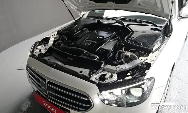 Mercedes-Benz E-Class 2020 2.0 гидро, миниатюра 6 Mercedes-Benz E-Class 2020 2.0 гидро, миниатюра 6