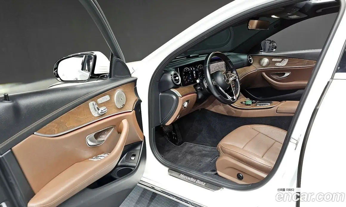 Mercedes-Benz E-Class 2020 2.0 гидро, фото 10 Mercedes-Benz E-Class 2020 2.0 гидро, фото 10