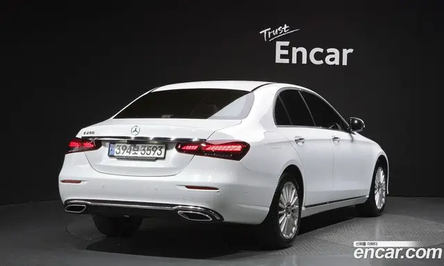 Mercedes-Benz E-Class, 2020, 64 581 км